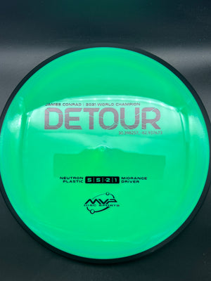 Detour, Neutron