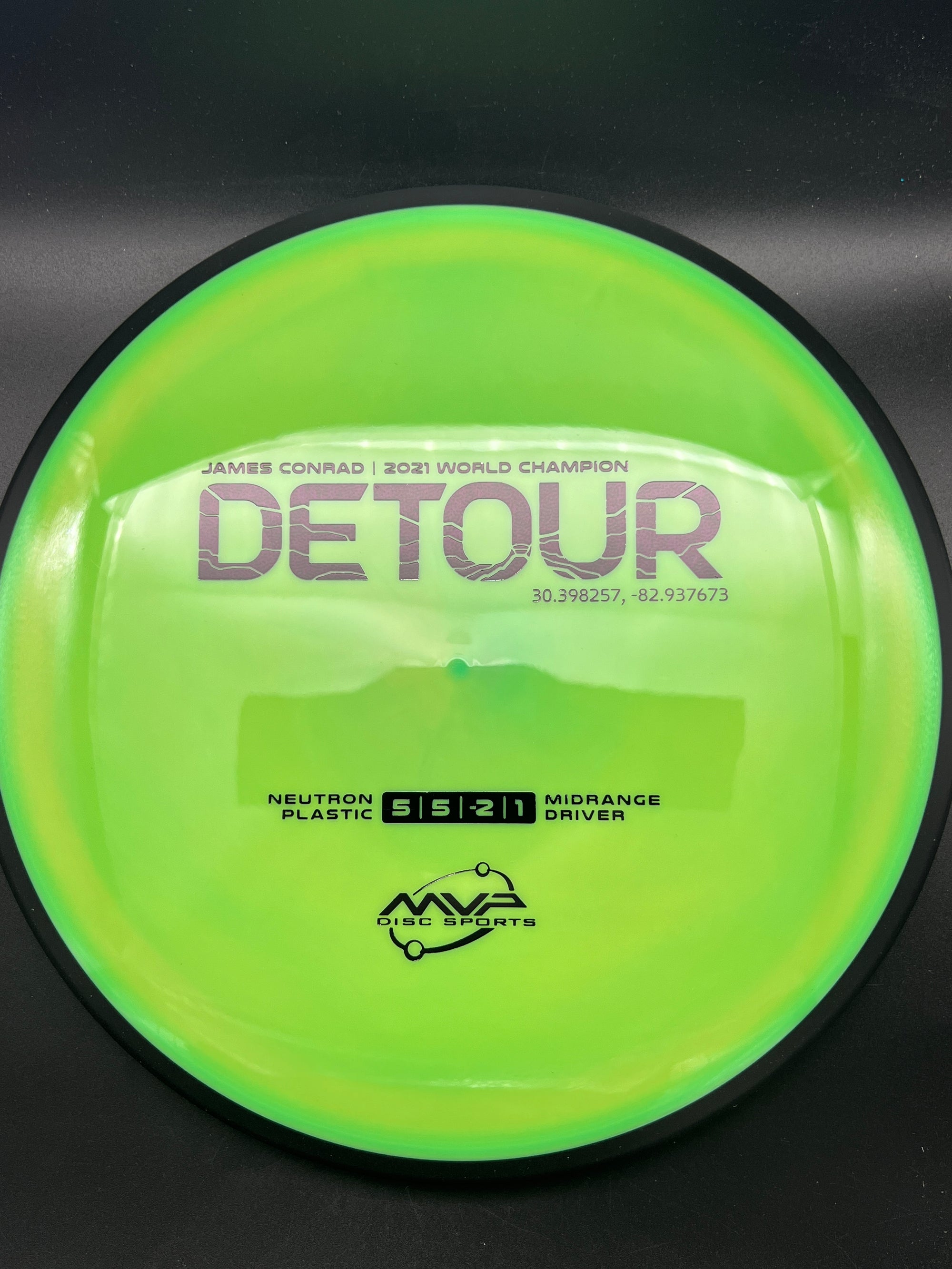 Detour, Neutron