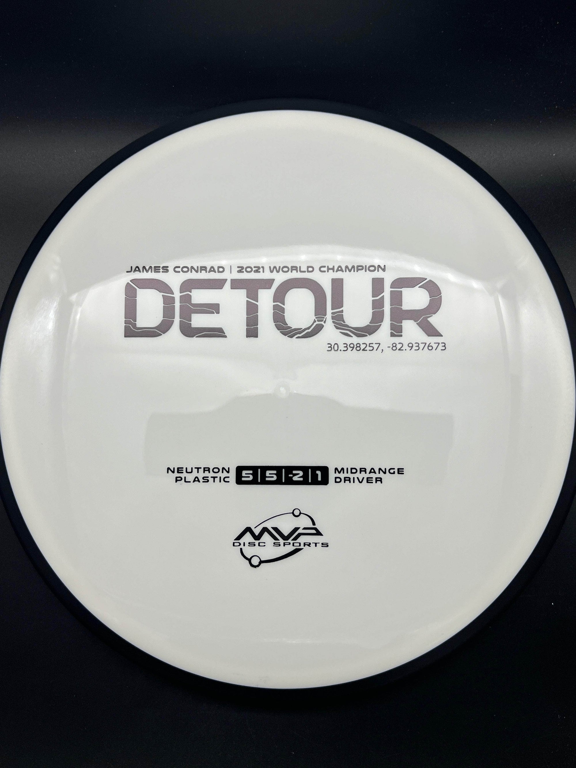 MVP Mid Range White 171g Detour, Neutron