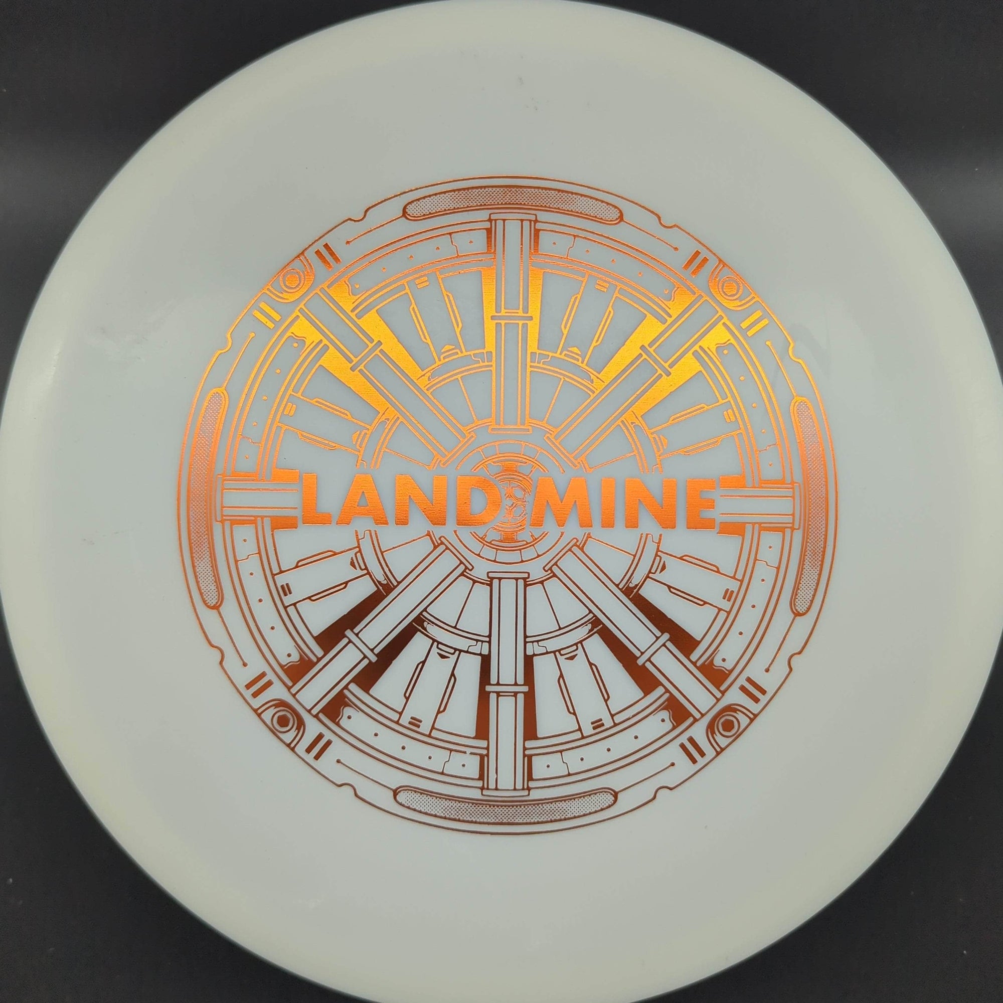 Doomsday Discs Putter Landmine, Weapons Grade Plastic