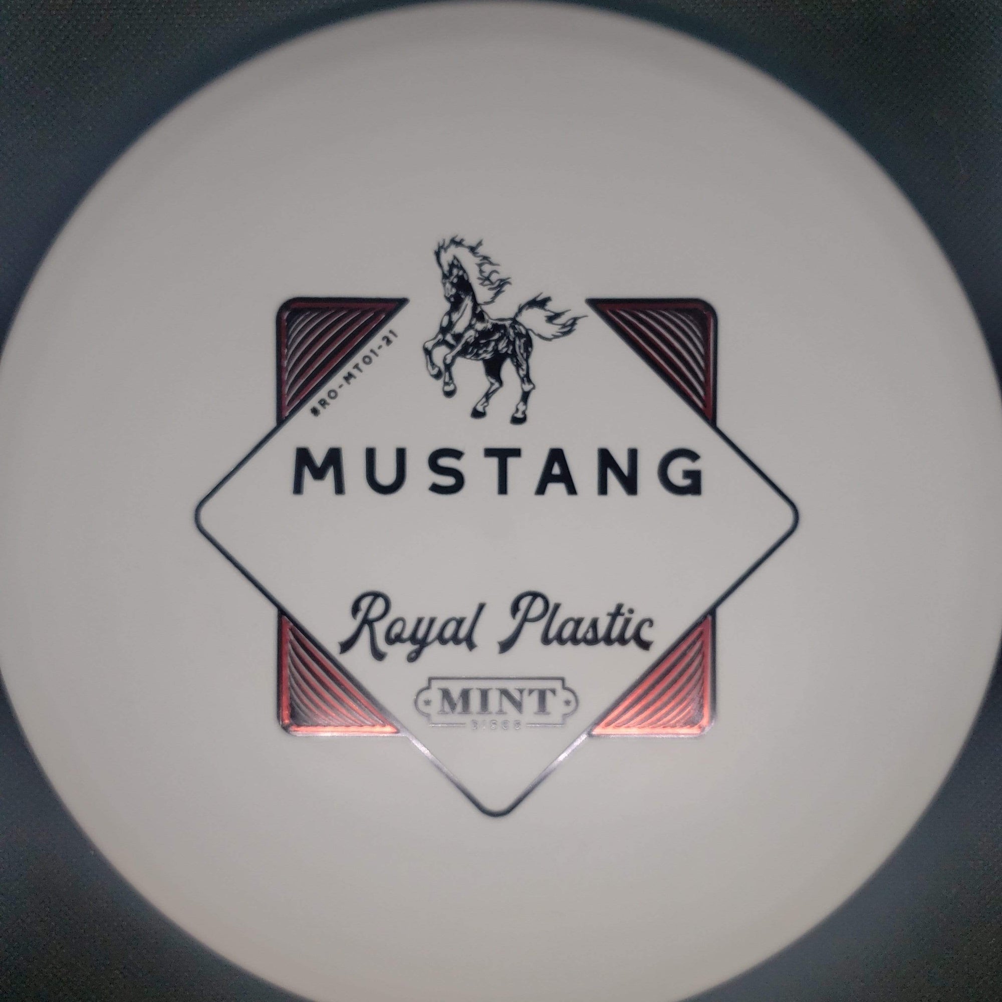 Mint Discs Mid Range White Red Stamp 176g Mustang - Royal Plastic